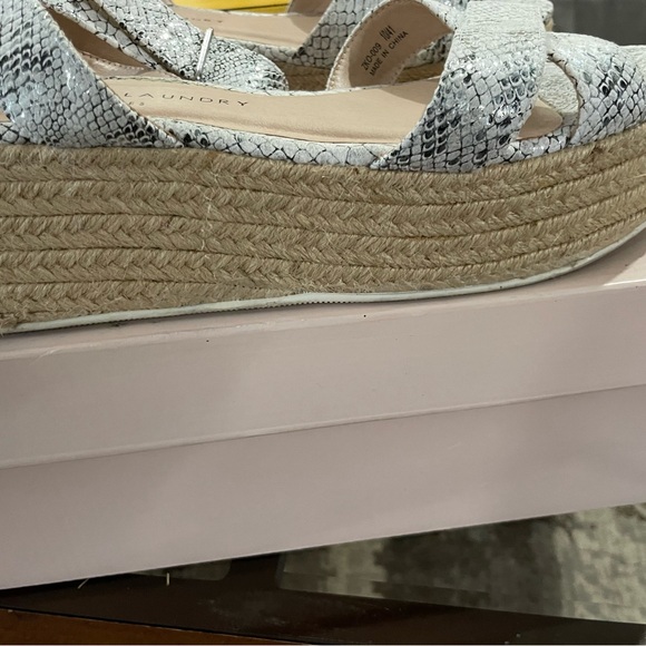 Chinese Laundry Zala Womens Buckle Ankle Strap Platform Sandals - Picture 5 of 6